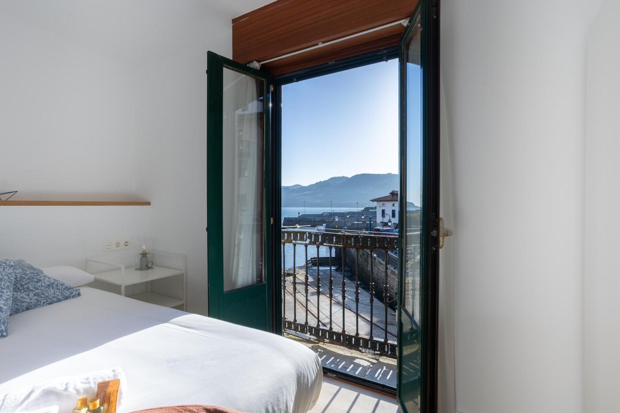 Mundaka Old Port Apartment Exterior photo